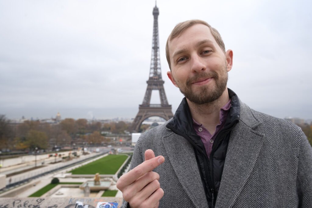 Joe Romaine in Paris